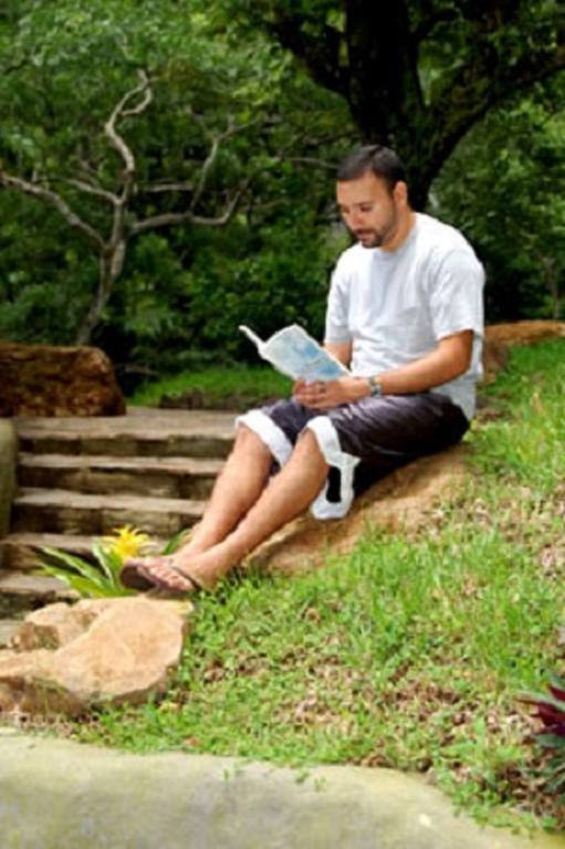 Отель Amatierra Retreat And Wellness Center Bolson Экстерьер фото